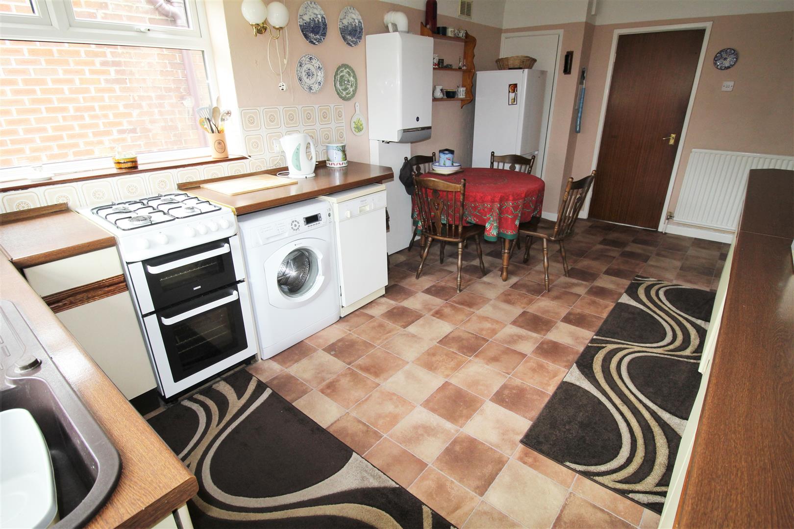Extended Breakfast Kitchen
